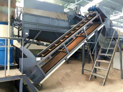 大傾角皮帶輸送機